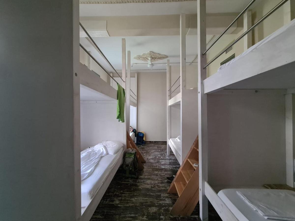 Jetpak Alternative Eco Hostel Салоніки Екстер'єр фото