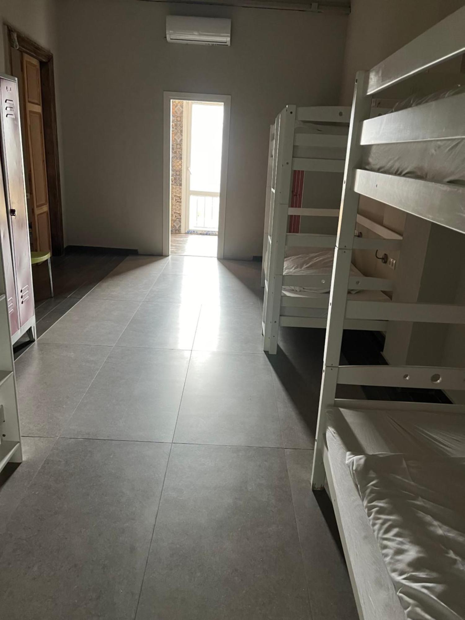 Jetpak Alternative Eco Hostel Салоніки Екстер'єр фото